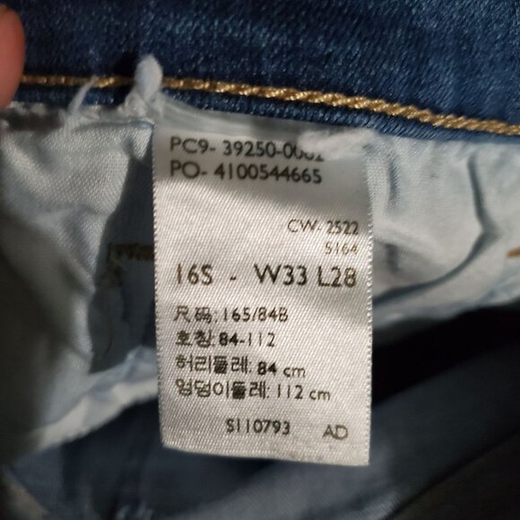 Levis Jeans Womens 33 16 Short Blue Classic Straight Denim Mid Rise - Picture 4 of 12